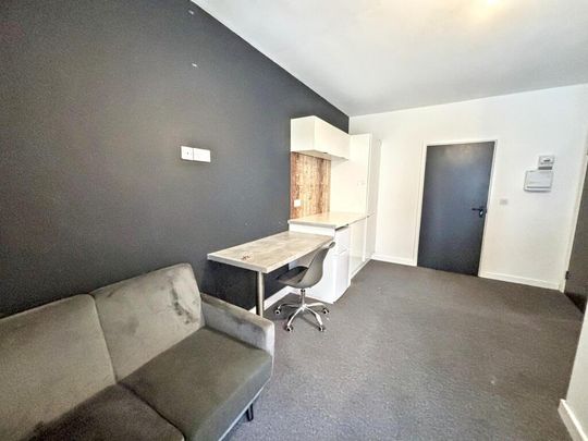 1 bedroom flat to rent - Photo 1