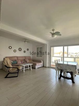 Alquiler de piso en Paseo Marítimo de Poniente, 65 - Photo 1