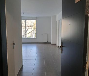 SANS FRAIS D4'AGENCE - T1 41 M2 - LA ROCHELLE - Photo 3