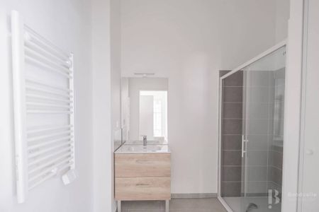 Rental Apartment Bordeaux Saint-Jean - Photo 5