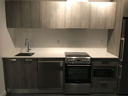 For Lease - 50 Charles Street Unit# 3702, Toronto, Ontario - Photo 1