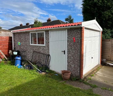 1 bedroom in a house share to rent - Photo 4