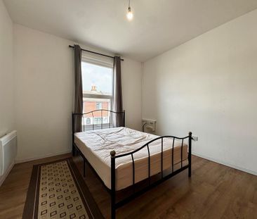 2 bedroom flat to rent - Photo 3