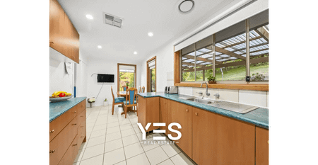 Wake Up to Mountain Views Every Day - Comfort, Style & Location in One! - Photo 3