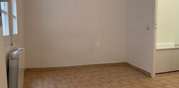 Location Appartement 1 pièce 28m² AIX EN PROVENCE 13100 - Photo 2