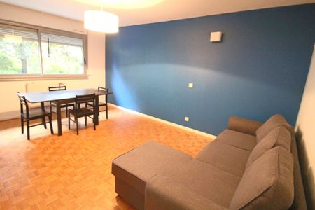 Chambre meublée dans un T5 de 105m2, en colocation sur Villeurbanne- Dispo ! - Photo 3