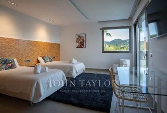 Luxury Villa for rent in Cap Martinet, Spain
