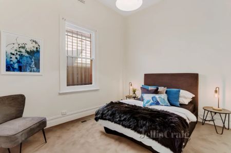 4 Bed, 2 Bath - Photo 5