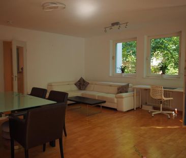 Wunderschöne, großzügige Wohnung mit zwei vollwertigen Bädern, zwei... - Photo 1