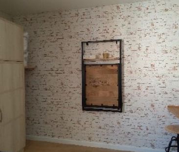 STUDIO meublé Proche Centre - Photo 3