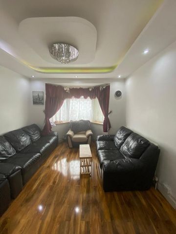 3 bedroom house share to rent - Photo 2