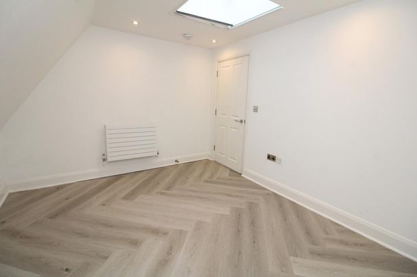 3 bedroom apartment to rent - Photo 1