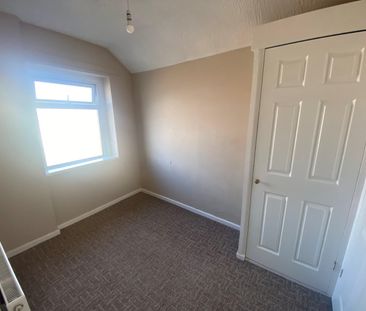 Everard Street, BARRY - Photo 6