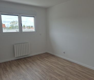 Location Appartement 3 pièces 43m² FONTENAY SOUS BOIS 94120 - Photo 1