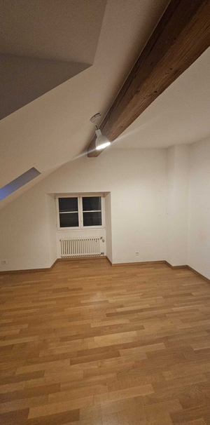 appartement de 3 pièces au 1er étage, dans les combles à louer - Photo 1