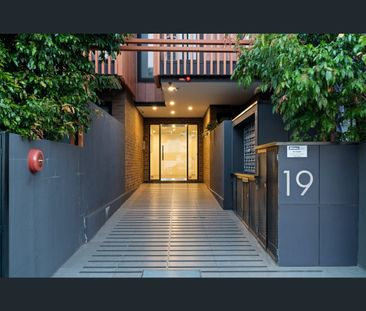 210/19 Hall Street, Cheltenham, Vic 3192 - Photo 5