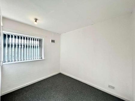 Hodder Grove, Bilton, HU8 - Photo 4