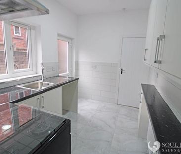 3 bedroom terraced house to rent - Photo 3