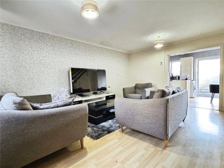 3 bedroom terraced house to rent - Photo 5