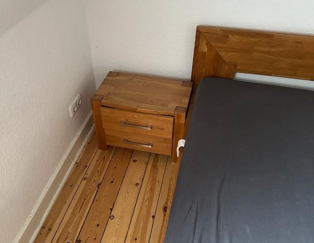 Zwei Zimmer Wohnung Kiel Dietrichsdorf Teilmöbliert - Photo 1