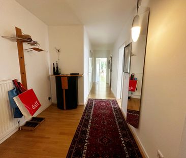 Großzügige 3 Zi.-Wohnung in Volksdorf mit Terrasse und Garten! - Photo 4