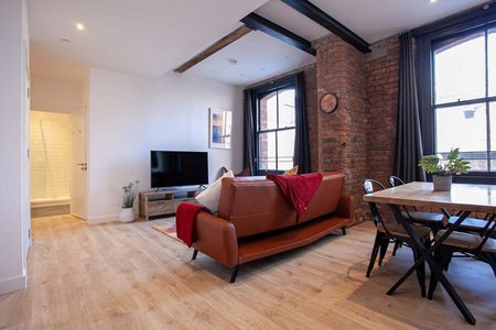 School Street - Photo 4