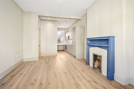 Redburn Street, London, SW3 ground floor flat to rent - Photo 4