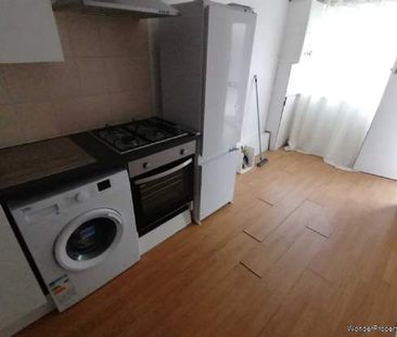 1 bedroom property to rent in Reading - Photo 3