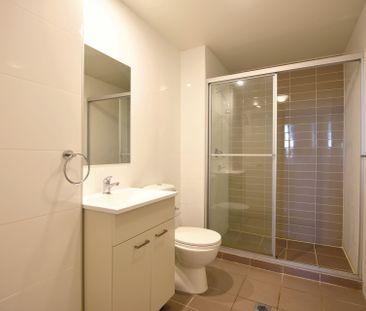 Spacious Unit With Floorboards - Photo 6