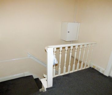 3 bed flat to rent in Portland Street, Pelaw, NE10 - Photo 6