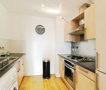 1 bedroom apartment to rent - Photo 2