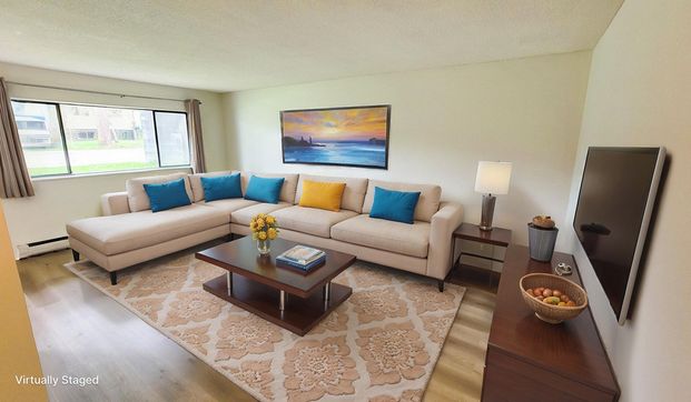 Pinetree Apartments - Photo 1