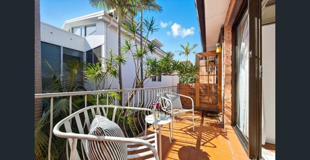 A Rare Bondi Gem, Double Parking with Direct Access, 200m from the Sand and Surf - Photo 1