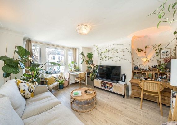 Earlsfield Road, SW18 3DS, London - Photo 1