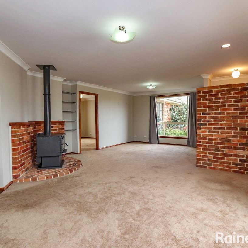 3 Bedroom family home AVAILABLE 6/11/26!!!!! - Photo 1