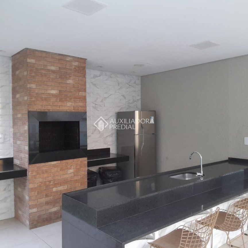 Apartamento com 2 quartos e 62m² para alugar em Camaquã, Porto Alegre. - Photo 1