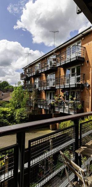 2 bedroom apartment to rent - Photo 1