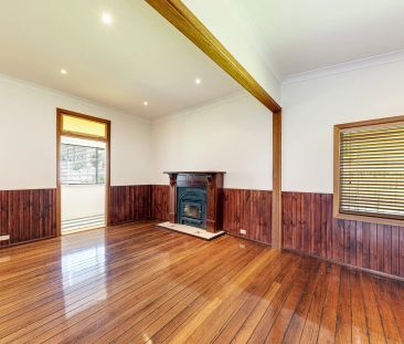 Elegant Family Oasis in Prime Location - Photo 6