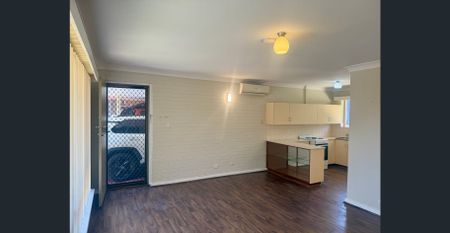 Coastal Living Made Easy – Walk to Scarborough Beach - Photo 3