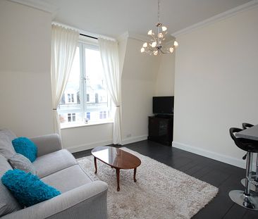 2 bedroom apartment to rent - Photo 6