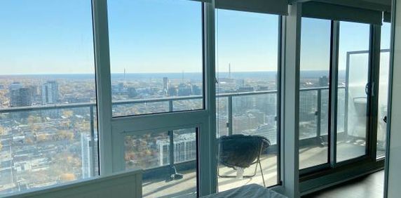 Downtown Toronto two bedroom furnished condo high floor with view - Photo 2