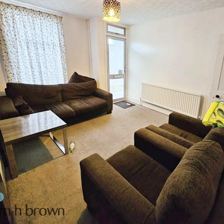 Alexandra Street, Harwich - Photo 1