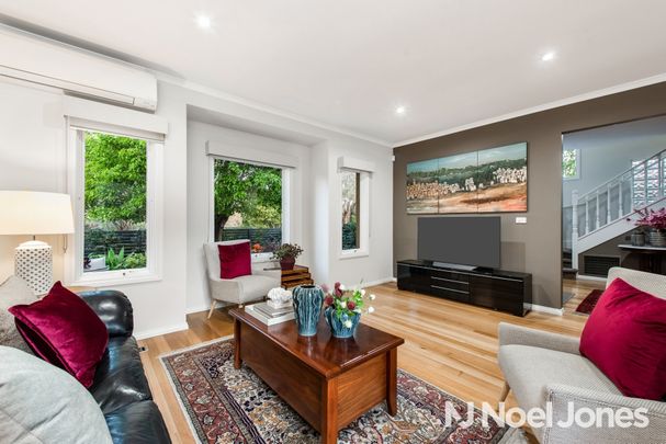 1/13 Weir Street, BALWYN - Photo 1