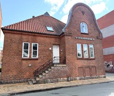 Dejlig 2-værelses lejlighed midt i Odense C - Foto 1