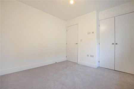 3 bedroom detached house to rent - Photo 5