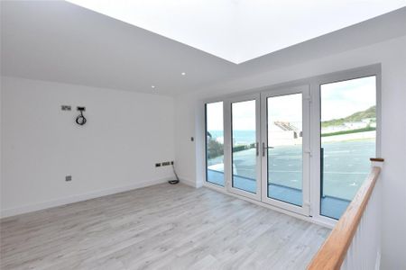 3 bedroom detached house to rent - Photo 4