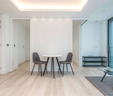 Furnished studio in Carrara Tower on the fifth floor - Photo 2