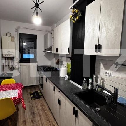 Apartament 2 camere, 50 mp, zona 1 Mai Disponibil din ianuarie - Fotografie 1