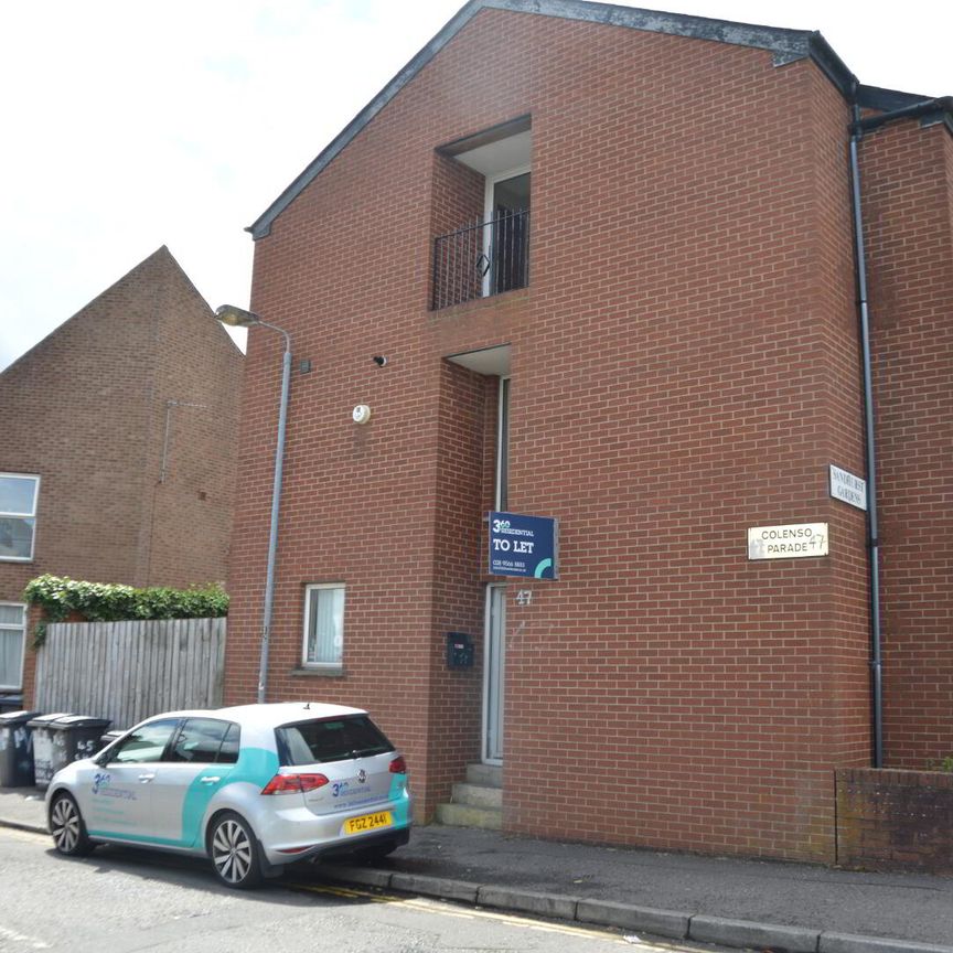 47 Colenso Parade, BT95BB, Belfast - Photo 1