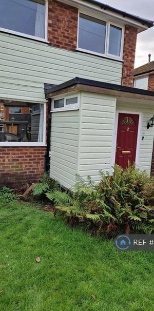 3 bedroom semi-detached house to rent - Photo 1